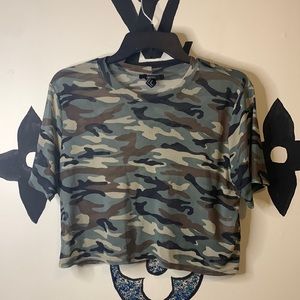 Crop top